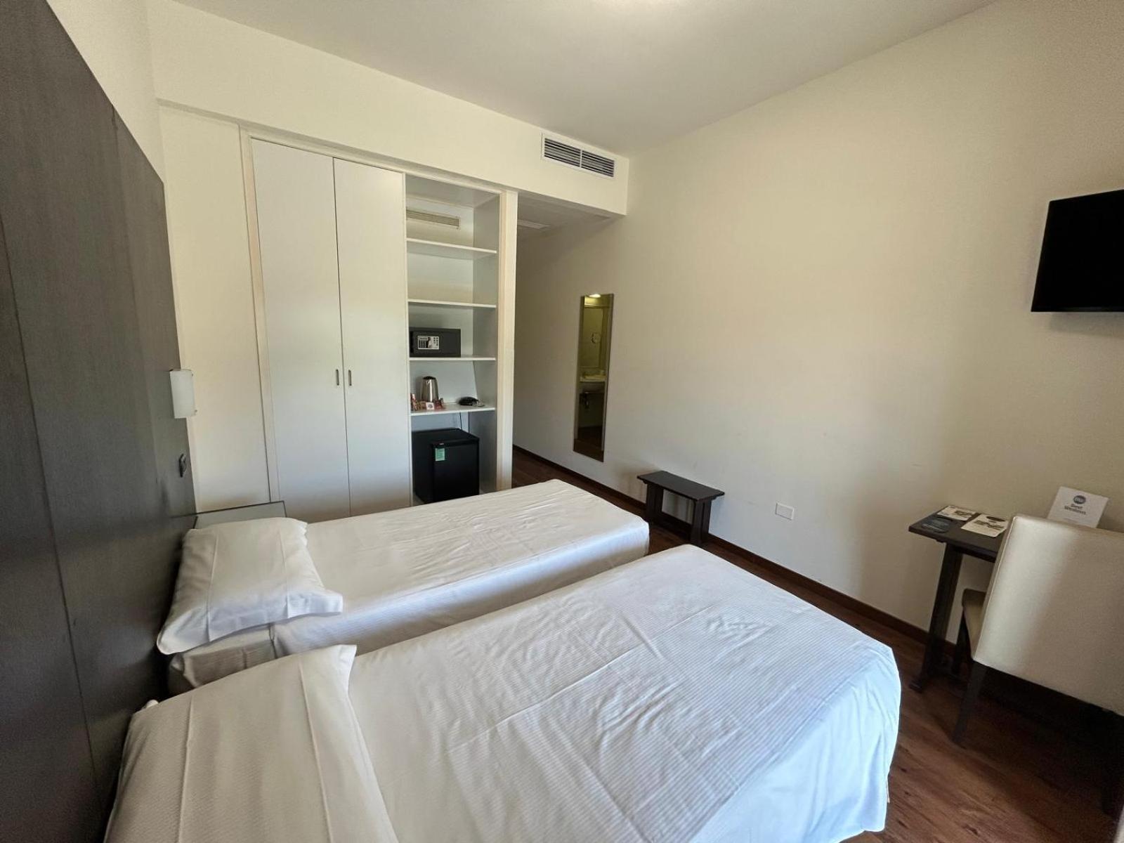 Best Western Cesena Hotel Bagian luar foto